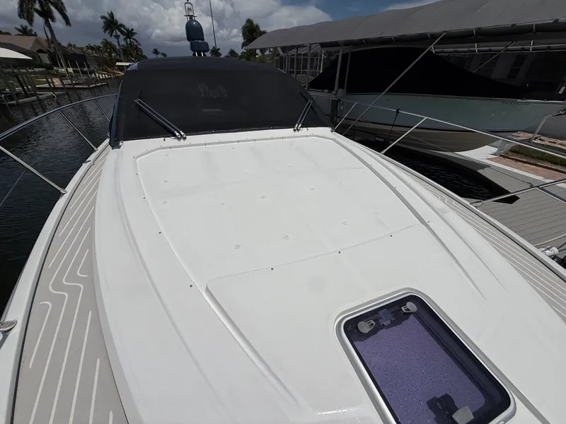Slide: The Image of Azimut 45 ATLANTIS 2021 - 43