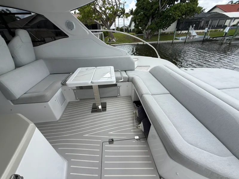 Slide: The Image of Azimut 45 ATLANTIS 2021 - 7