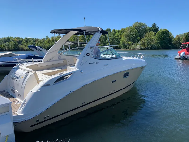 Slide: The Image of Sea Ray 260 SUNDANCER 2012 - 10