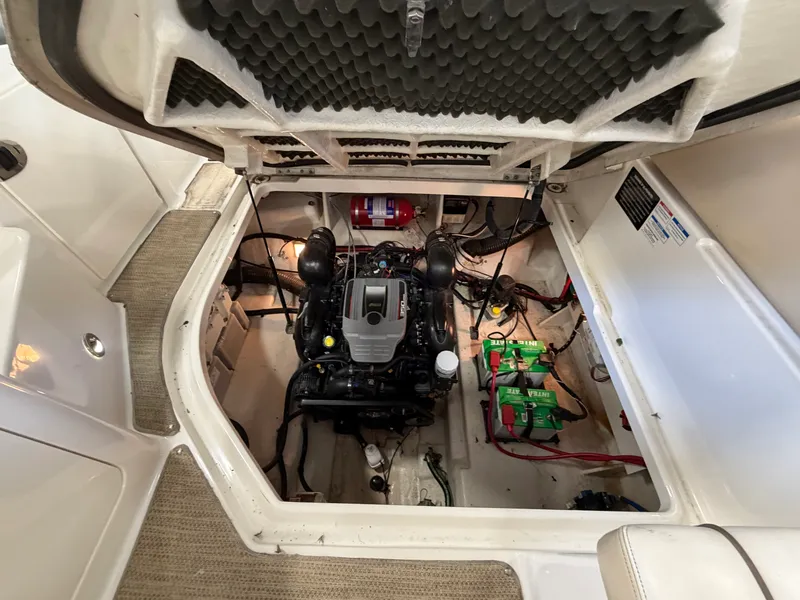 Slide: The Image of Sea Ray 260 SUNDANCER 2012 - 21
