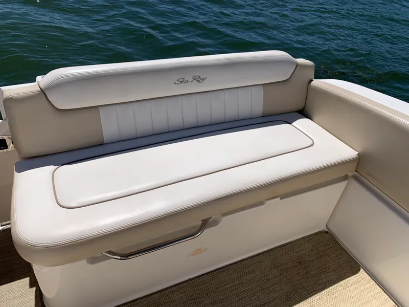 Slide: The Image of Sea Ray 260 SUNDANCER 2012 - 5