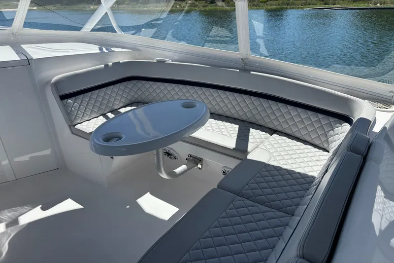 Slide: The Image of Intrepid 409 Valor 2021 - 5