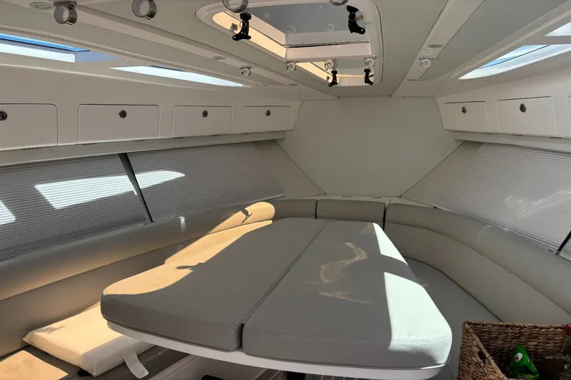 Slide: The Image of Intrepid 409 Valor 2021 - 9