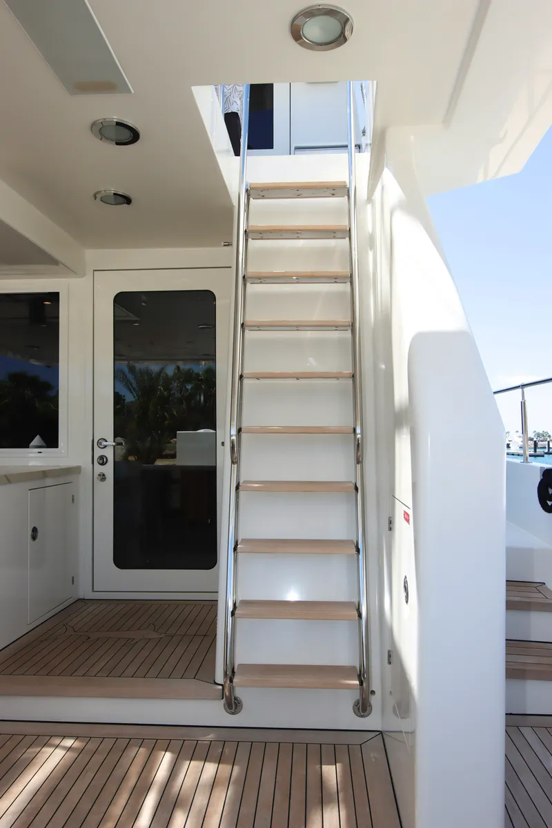 Slide: The Image of Barattucci Yachts 94 2003 - 20