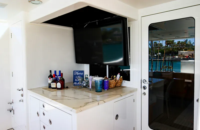 Slide: The Image of Barattucci Yachts 94 2003 - 16