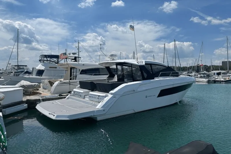 Slide: The Image of Cruisers 390 EXPRESS COUPE 2023 - 2