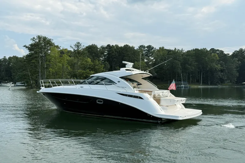 Slide: The Image of Sea Ray 410 SUNDANCER 2013 - 14