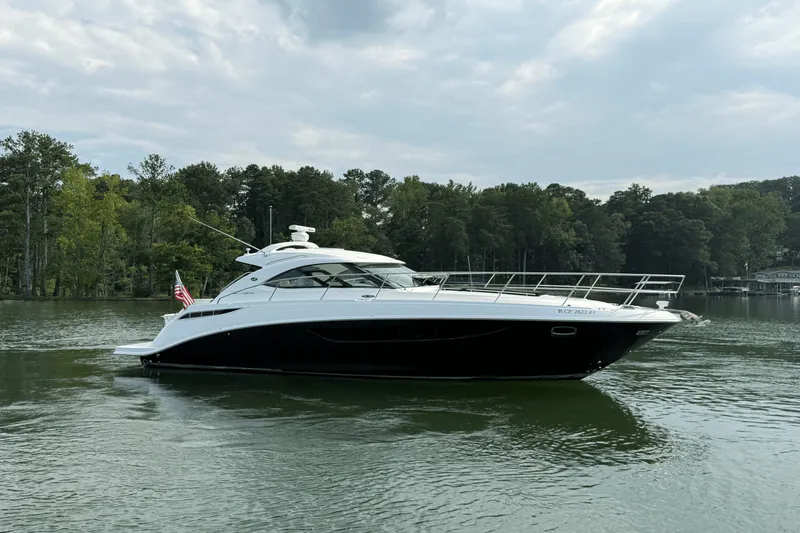Slide: The Image of Sea Ray 410 SUNDANCER 2013 - 22
