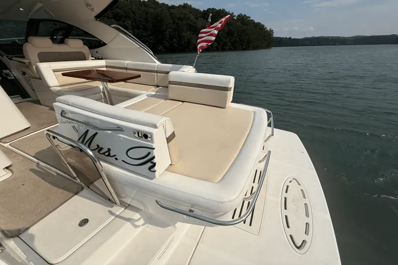 Slide: The Image of Sea Ray 410 SUNDANCER 2013 - 26