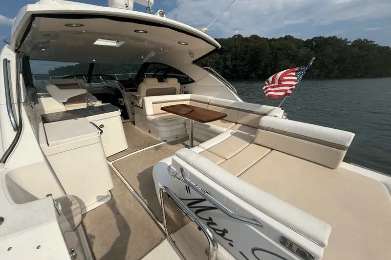 Slide: The Image of Sea Ray 410 SUNDANCER 2013 - 27