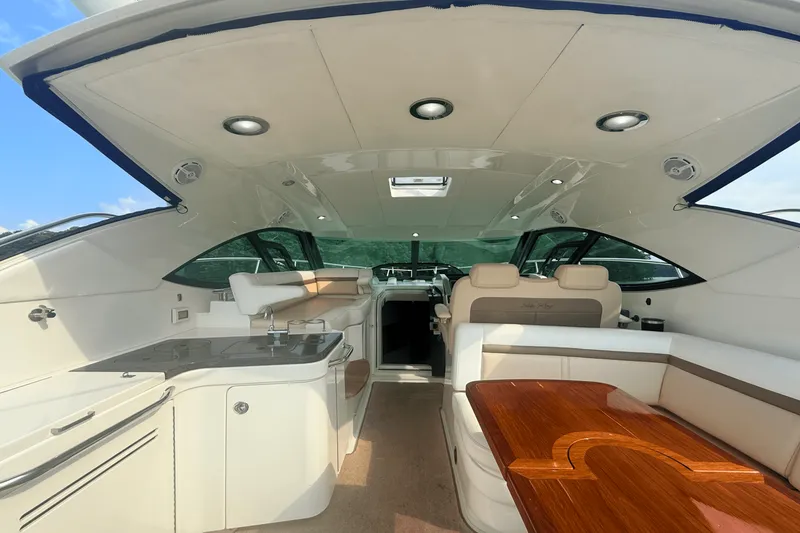Slide: The Image of Sea Ray 410 SUNDANCER 2013 - 34