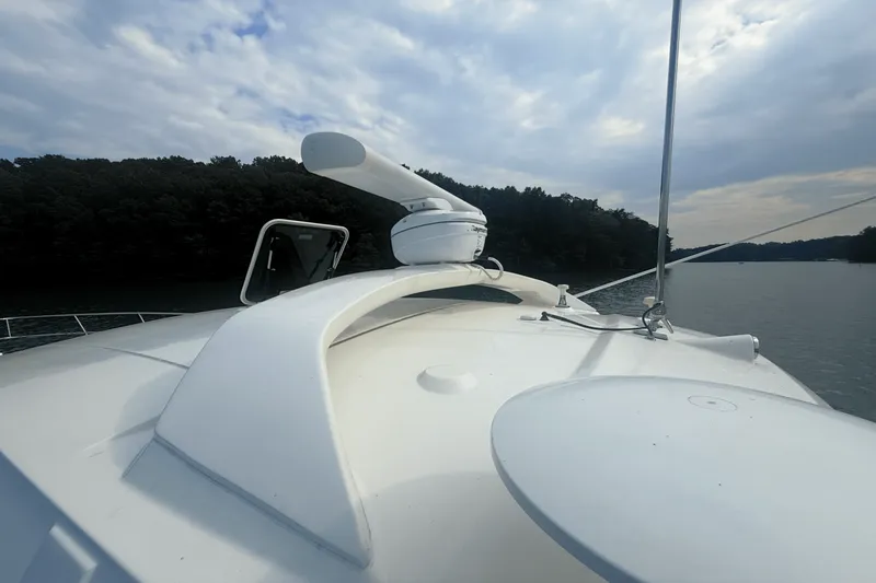 Slide: The Image of Sea Ray 410 SUNDANCER 2013 - 46