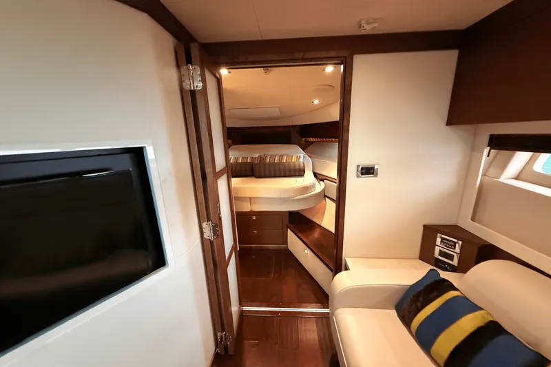 Slide: The Image of Sea Ray 410 SUNDANCER 2013 - 67