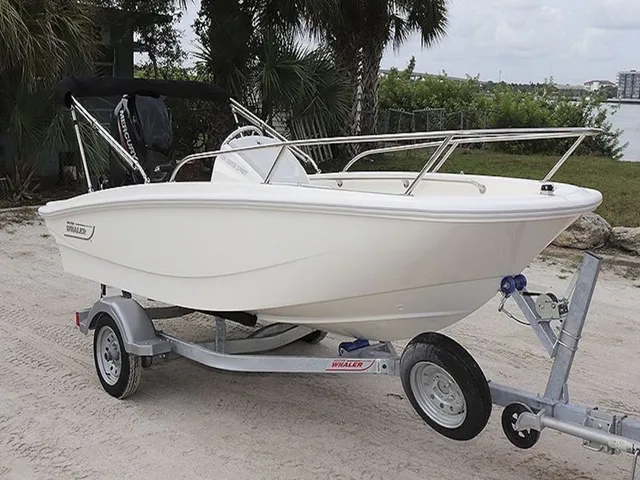 Slide: The Image of Boston Whaler 130 Super Sport 2026 - 2
