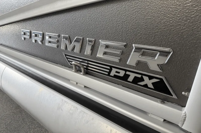 Slide: The Image of Premier 230 Sunsation 2023 - 12