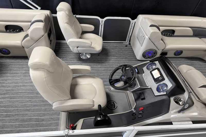 Slide: The Image of Premier 230 Sunsation 2023 - 5