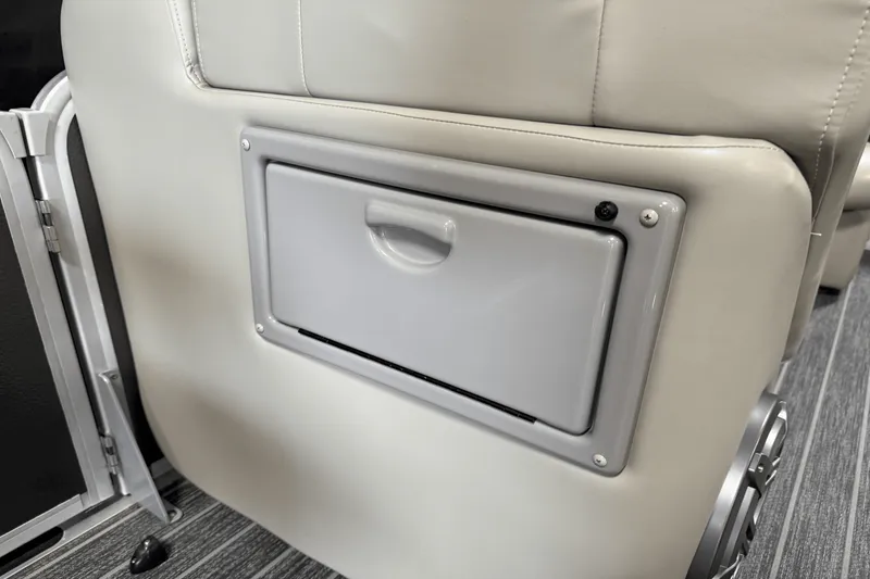 Slide: The Image of Premier 230 Sunsation 2023 - 55