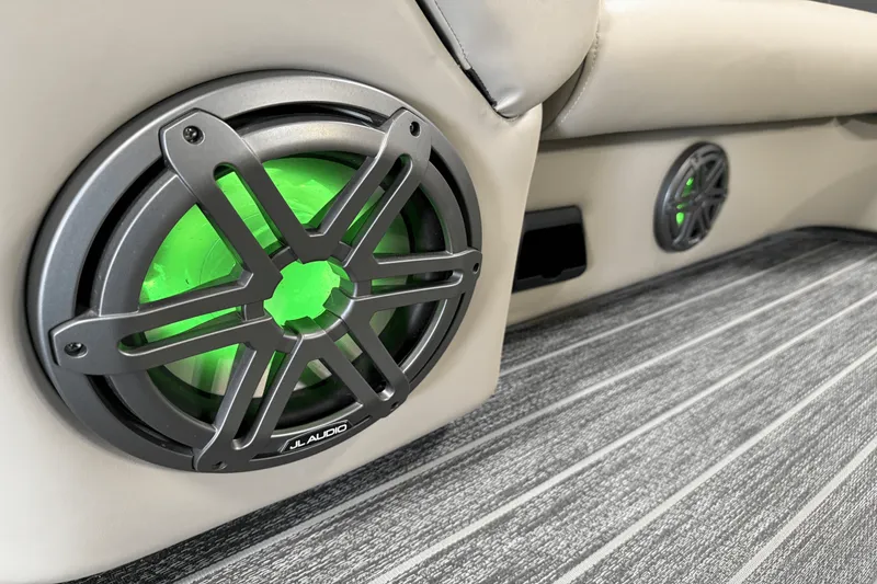 Slide: The Image of Premier 230 Sunsation 2023 - 56