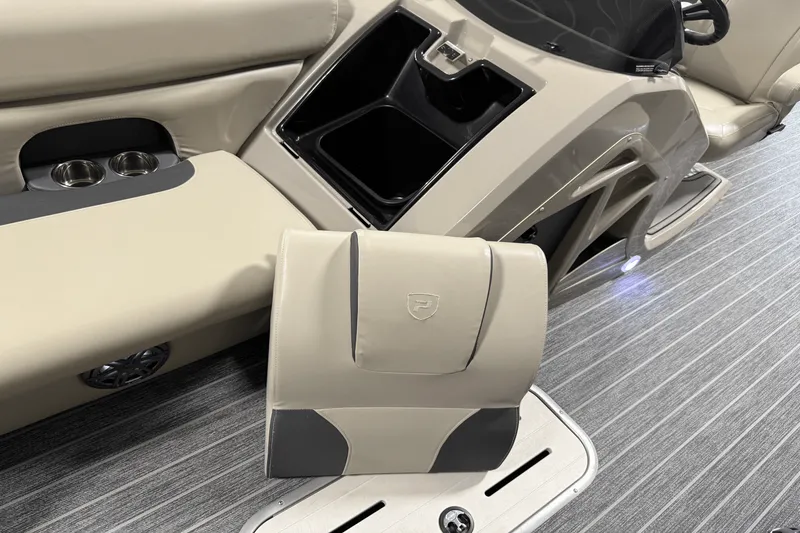 Slide: The Image of Premier 230 Sunsation 2023 - 67