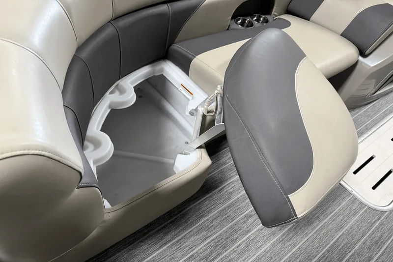 Slide: The Image of Premier 230 Sunsation 2023 - 74