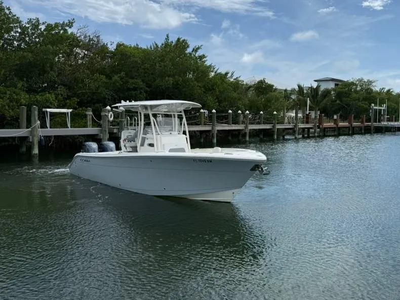 The Image of Cobia 261 CENTER CONSOLE 2018 - 1