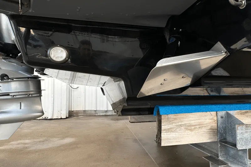 Slide: The Image of Sea Ray 290 SDX OB 2023 - 27