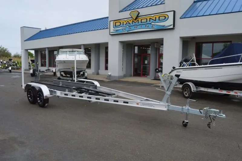 Slide: The Image of Venture Trailers Aluminum Triple Axle Commander Series COM-12600 2026 - 106