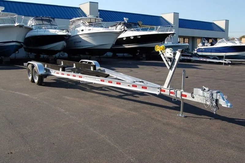 Slide: The Image of Venture Trailers Aluminum Triple Axle Commander Series COM-12600 2026 - 107