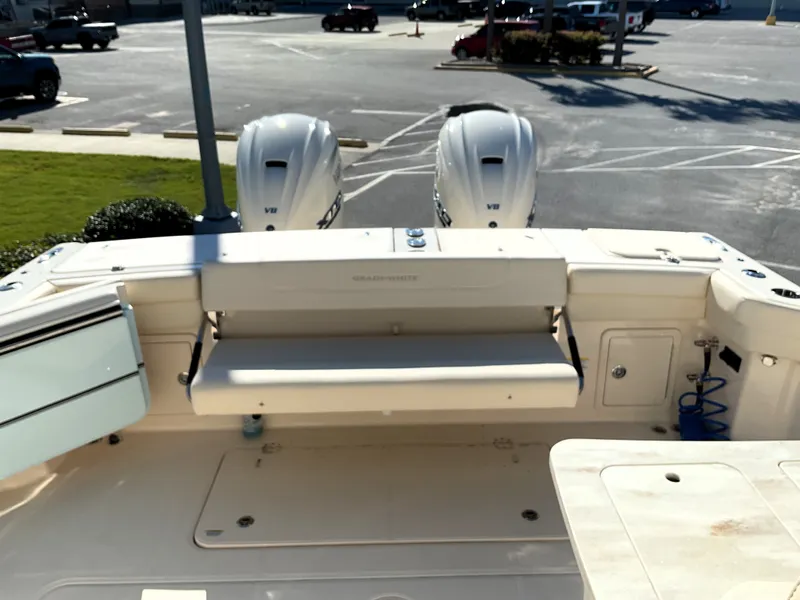 Slide: The Image of Grady-White Freedom 345 2026 - 12