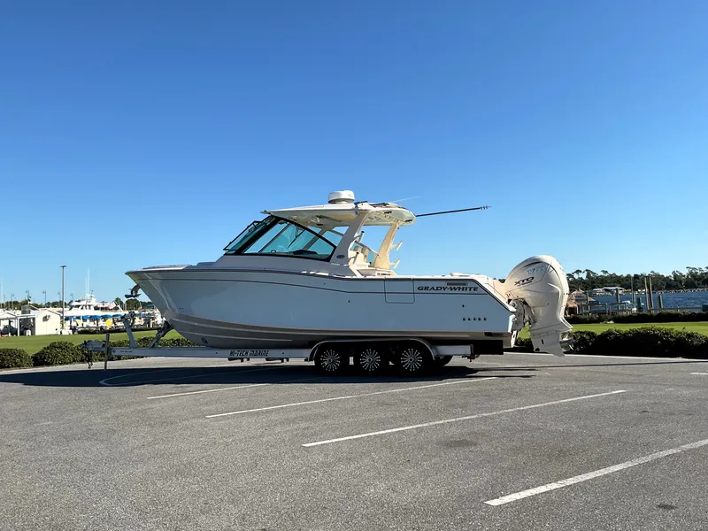 Slide: The Image of Grady-White Freedom 345 2026 - 2