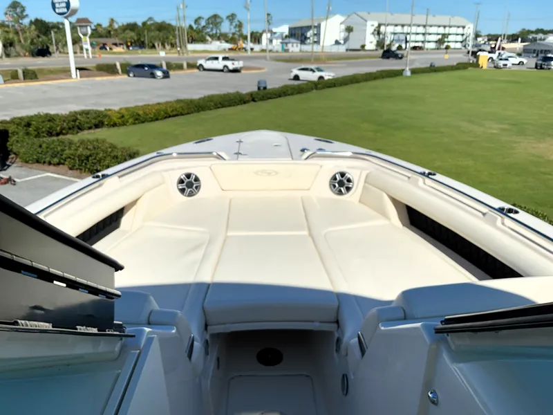 Slide: The Image of Grady-White Freedom 345 2026 - 39