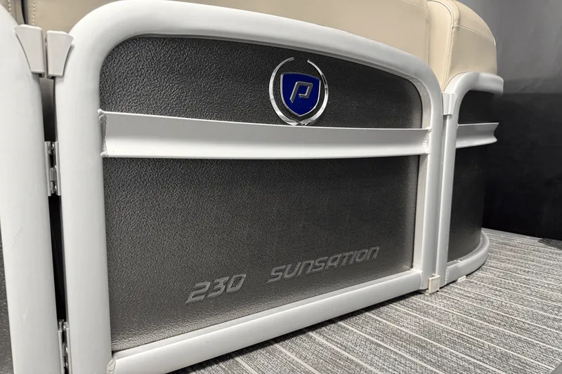 Slide: The Image of Premier 230 Sunsation 2022 - 12