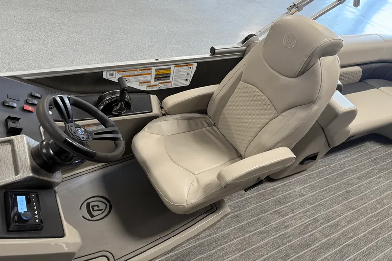 Slide: The Image of Premier 230 Sunsation 2022 - 46