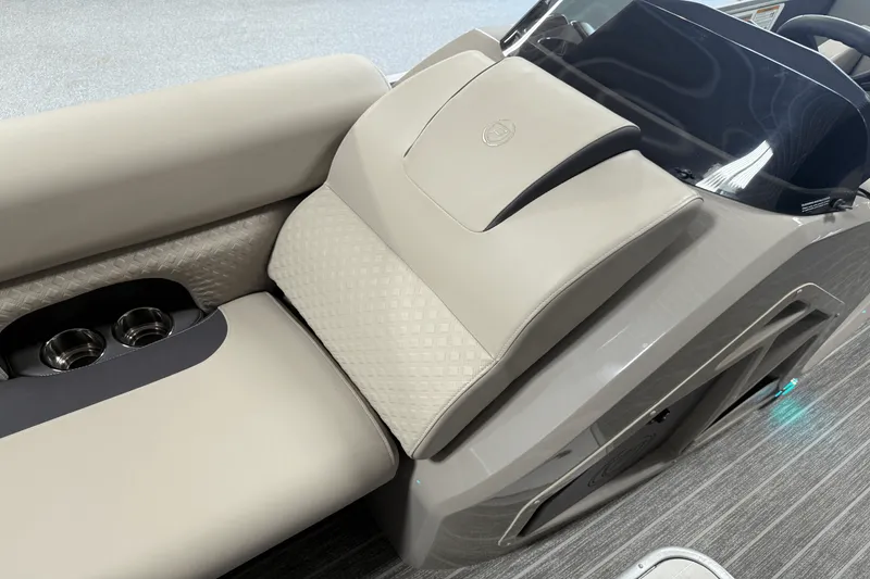 Slide: The Image of Premier 230 Sunsation 2022 - 73