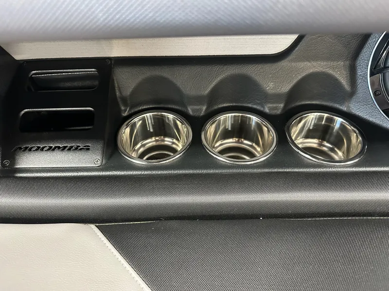 Slide: The Image of Moomba MAKAI 2019 - 24