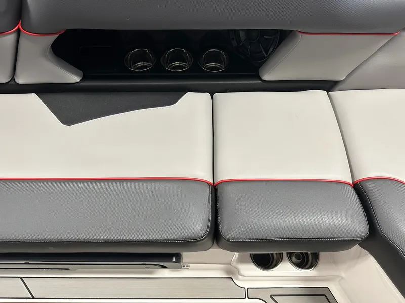 Slide: The Image of Moomba MAKAI 2019 - 37