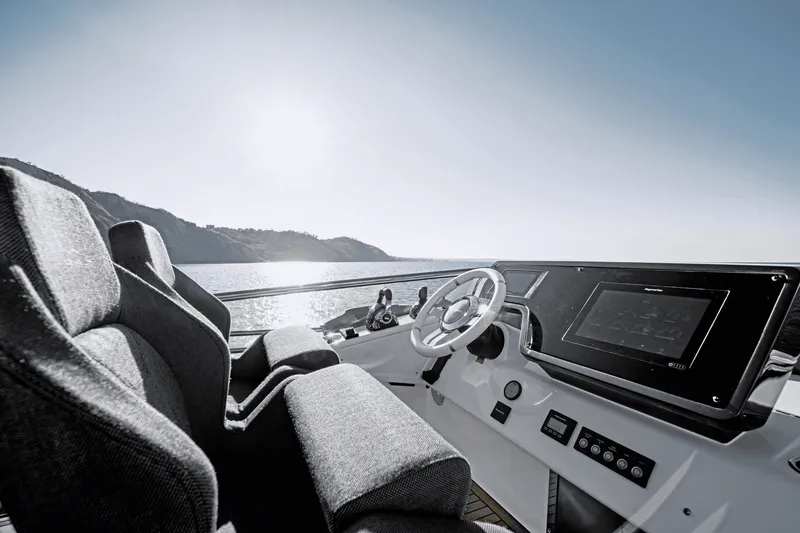 Slide: The Image of Azimut S6 2023 - 20