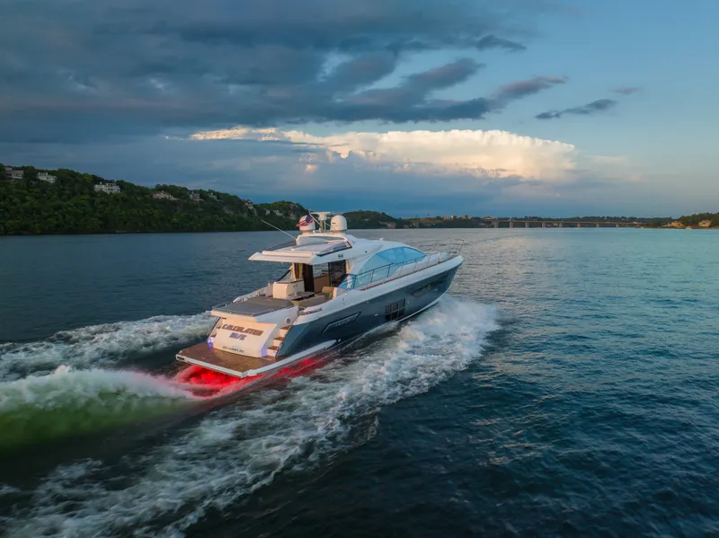 Slide: The Image of Azimut S6 2023 - 1