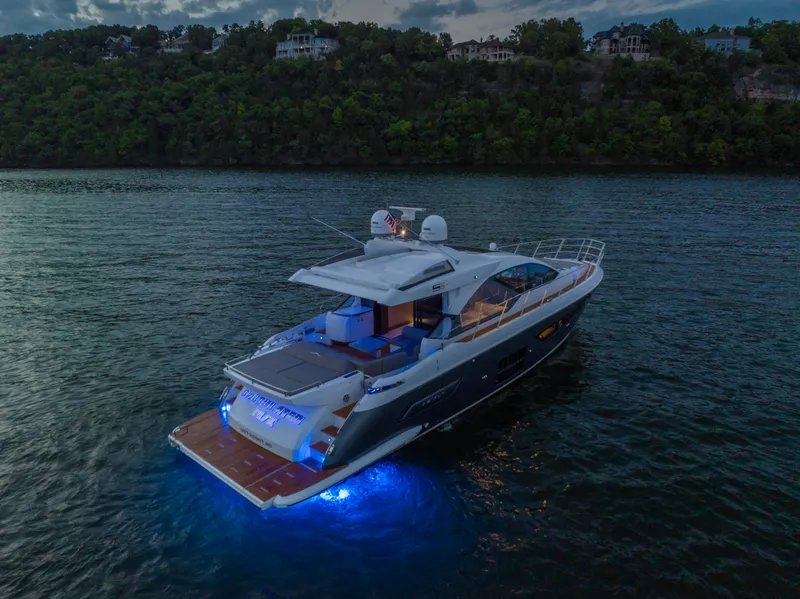 Slide: The Image of Azimut S6 2023 - 13