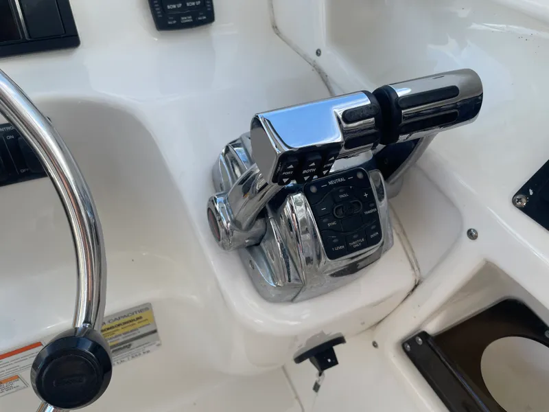 Slide: The Image of Boston Whaler 255 CONQUEST 2009 - 15