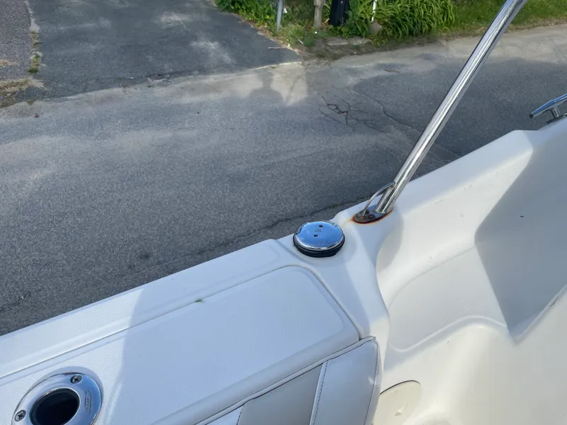 Slide: The Image of Boston Whaler 255 CONQUEST 2009 - 27