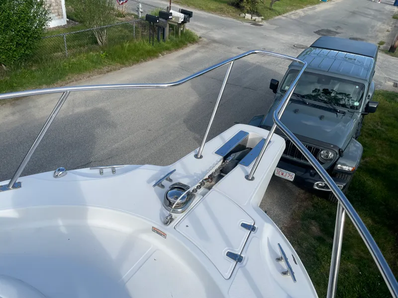 Slide: The Image of Boston Whaler 255 CONQUEST 2009 - 32