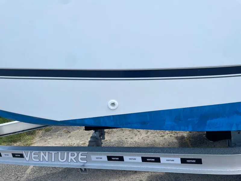 Slide: The Image of Boston Whaler 255 CONQUEST 2009 - 34