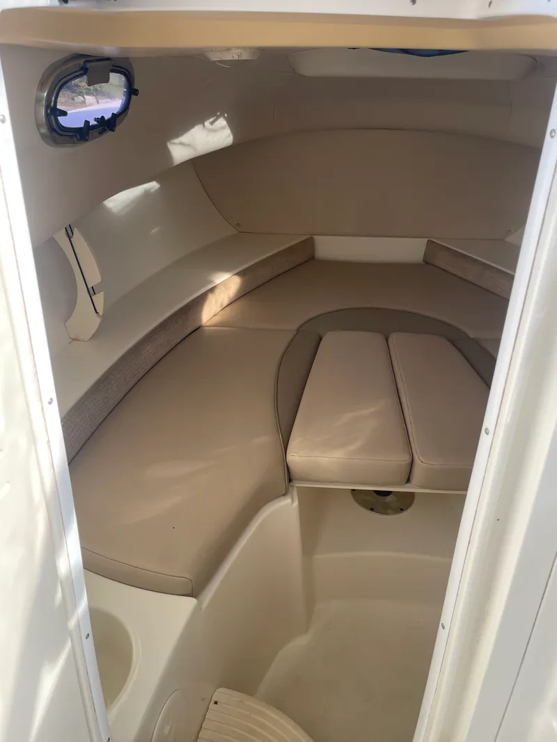 Slide: The Image of Boston Whaler 255 CONQUEST 2009 - 39