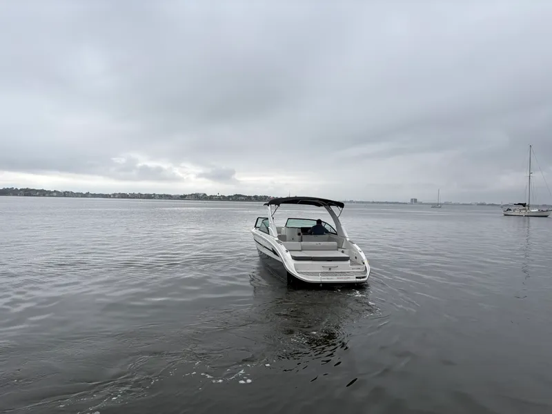 Slide: The Image of Sea Ray SDX 270 Surf 2025 - 3