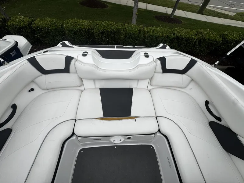 Slide: The Image of Yamaha SX190 2013 - 22