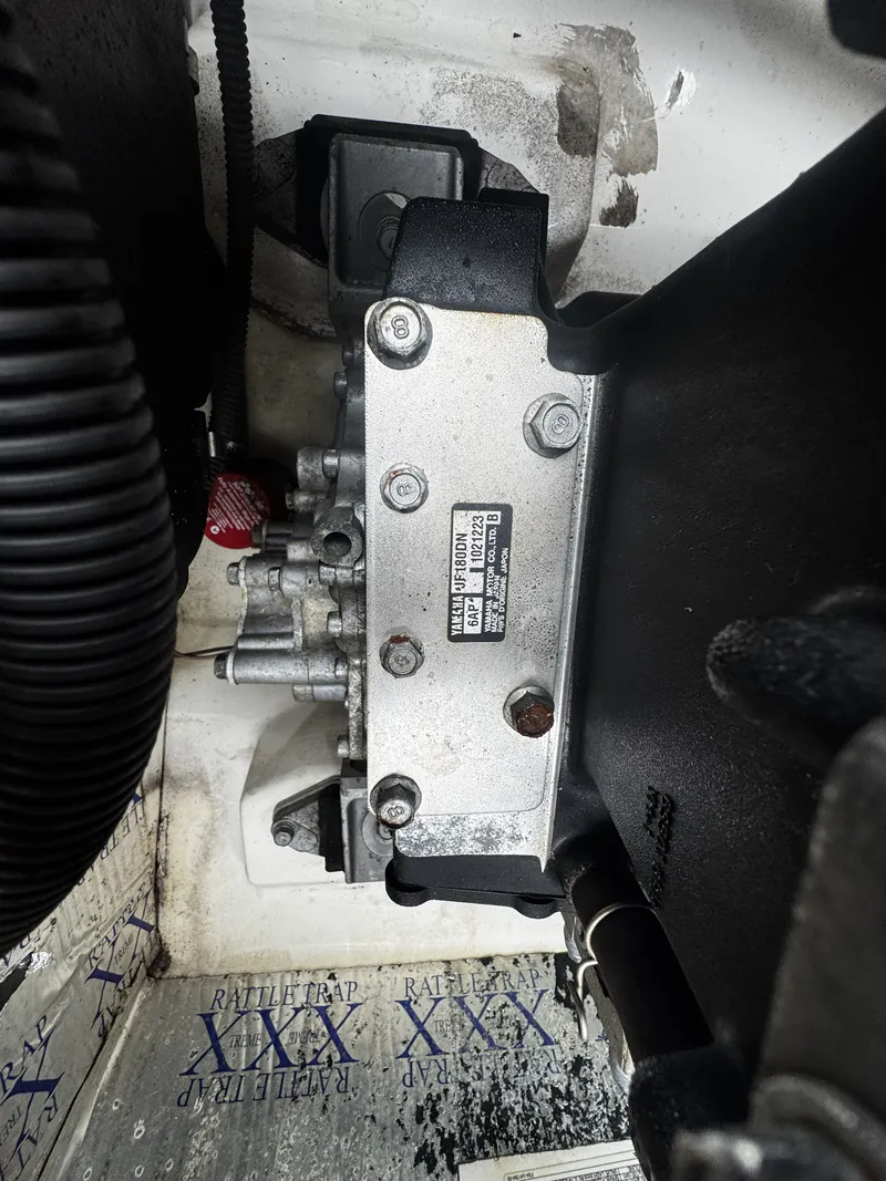 Slide: The Image of Yamaha SX190 2013 - 27