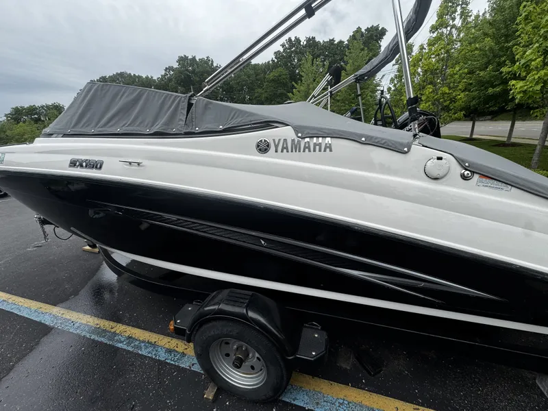 Slide: The Image of Yamaha SX190 2013 - 4