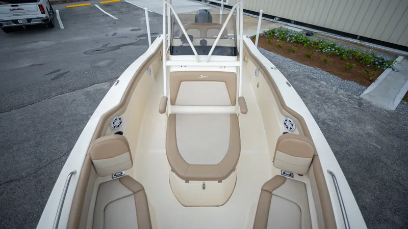 Slide: The Image of Scout 215 XSF 2021 - 11