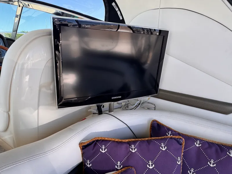 Slide: The Image of Sea Ray 38 Sundancer 2007 - 16